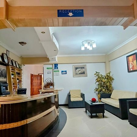 Meru Paramount Exterior photo