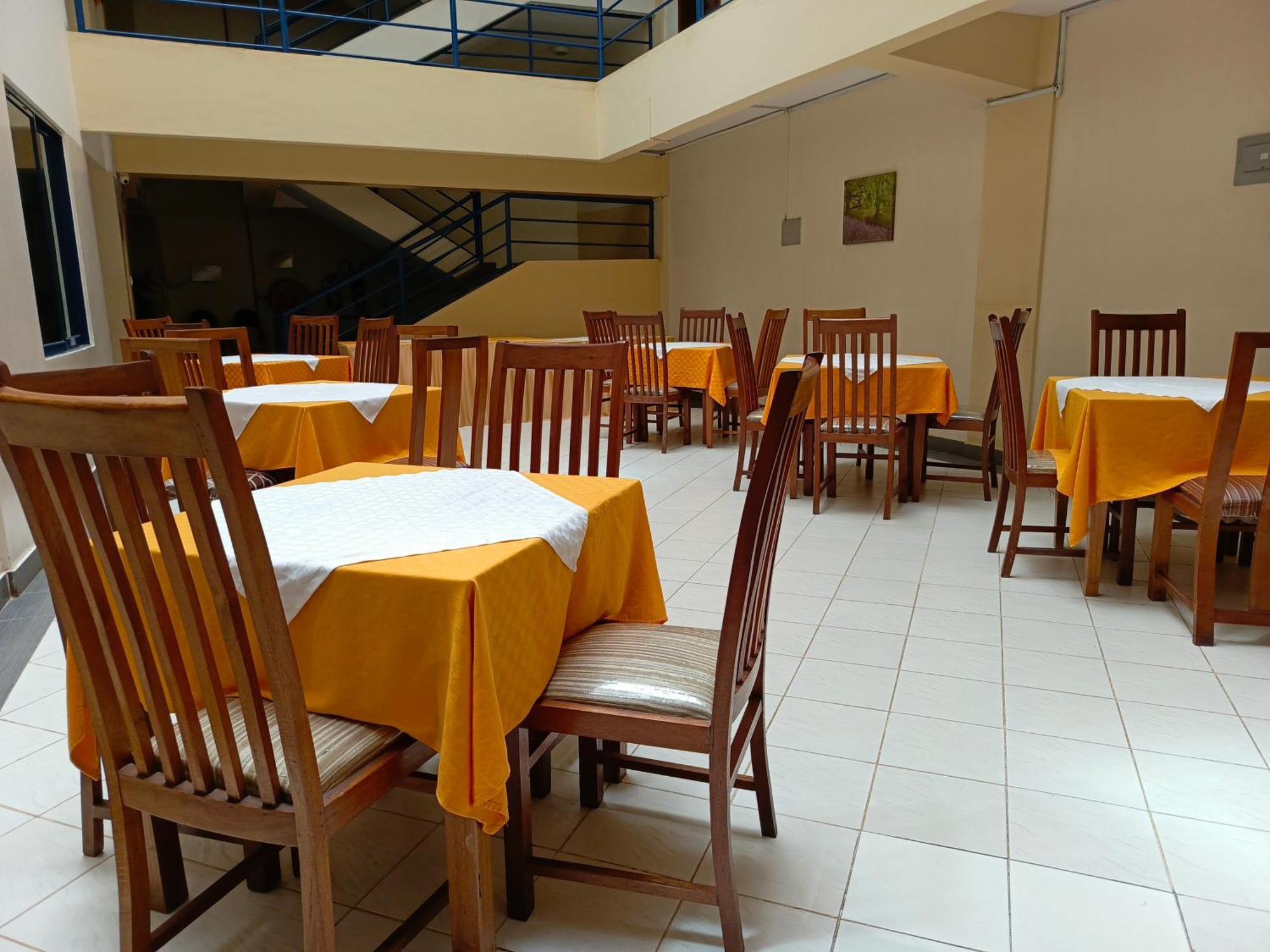 Meru Paramount Exterior photo