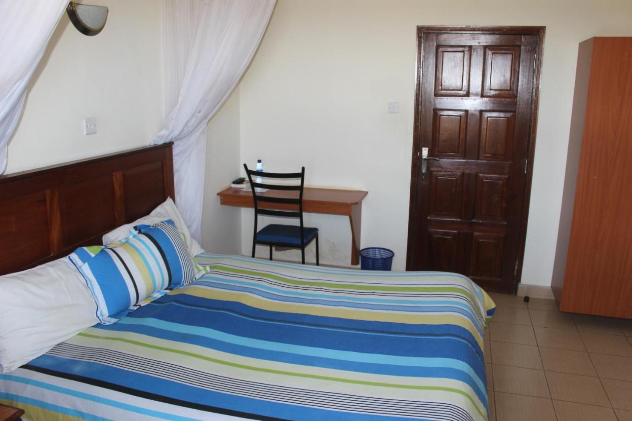 Meru Paramount Exterior photo